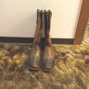 Ladies Tony Lama western cowgirl boots